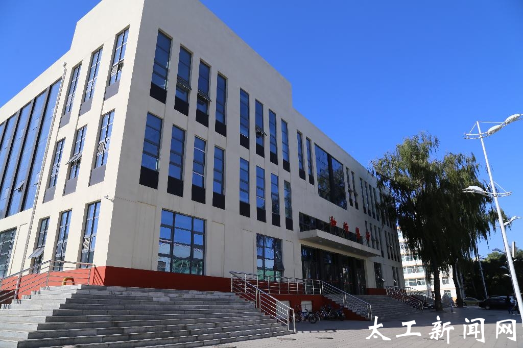 知行餐厅-太原工业学院
